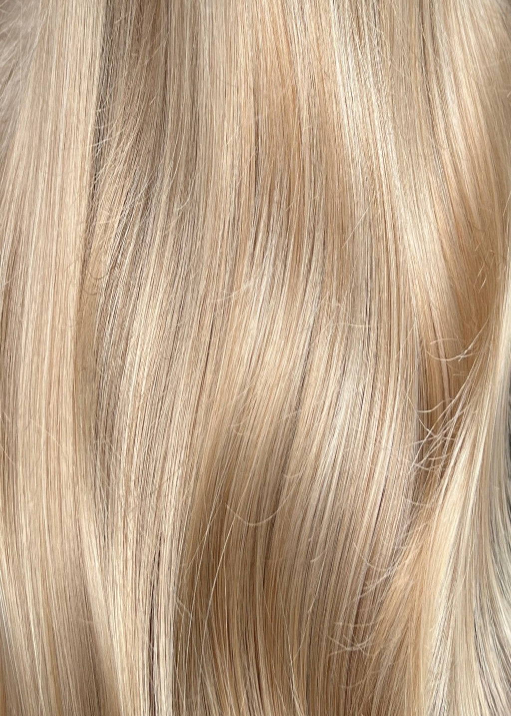 The Iguaçu Ice | Pearl Ash Blonde | 20" Brazilian Long Piece Tape-In | Straight Human Hair 50g